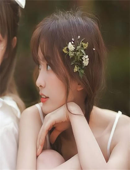 非主流的《山村姐妹》象征符号震撼人心的：隐喻意义与文化内涵，在线播放